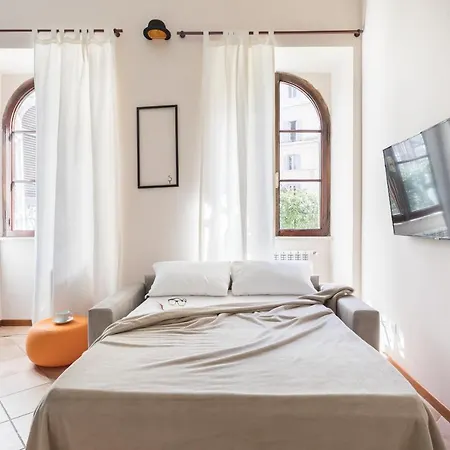 A World Aparts - 40 Sforza Róma