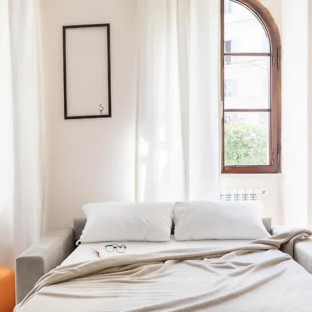 A World Aparts - 40 Sforza * Rzym